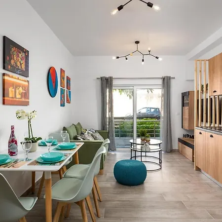 N Cosy I * Rhodes City