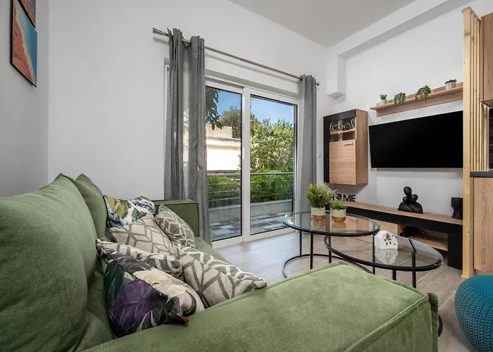 N Cosy I شقة Rhodes City