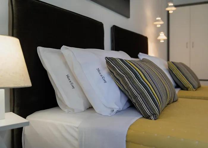 N Cosy I Rhodes City